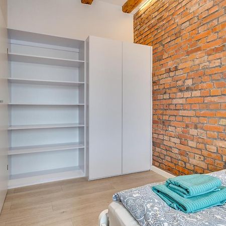 Apartament Z Widokiem Na Rynek Gliwice Bagian luar foto